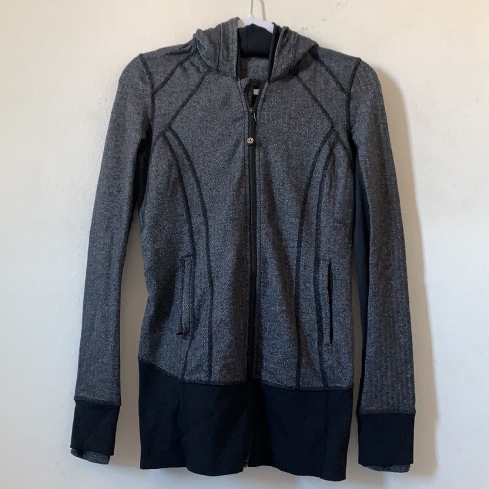 ✔️ Lululemon Daily Practice Jacket - Picture 2 of 10